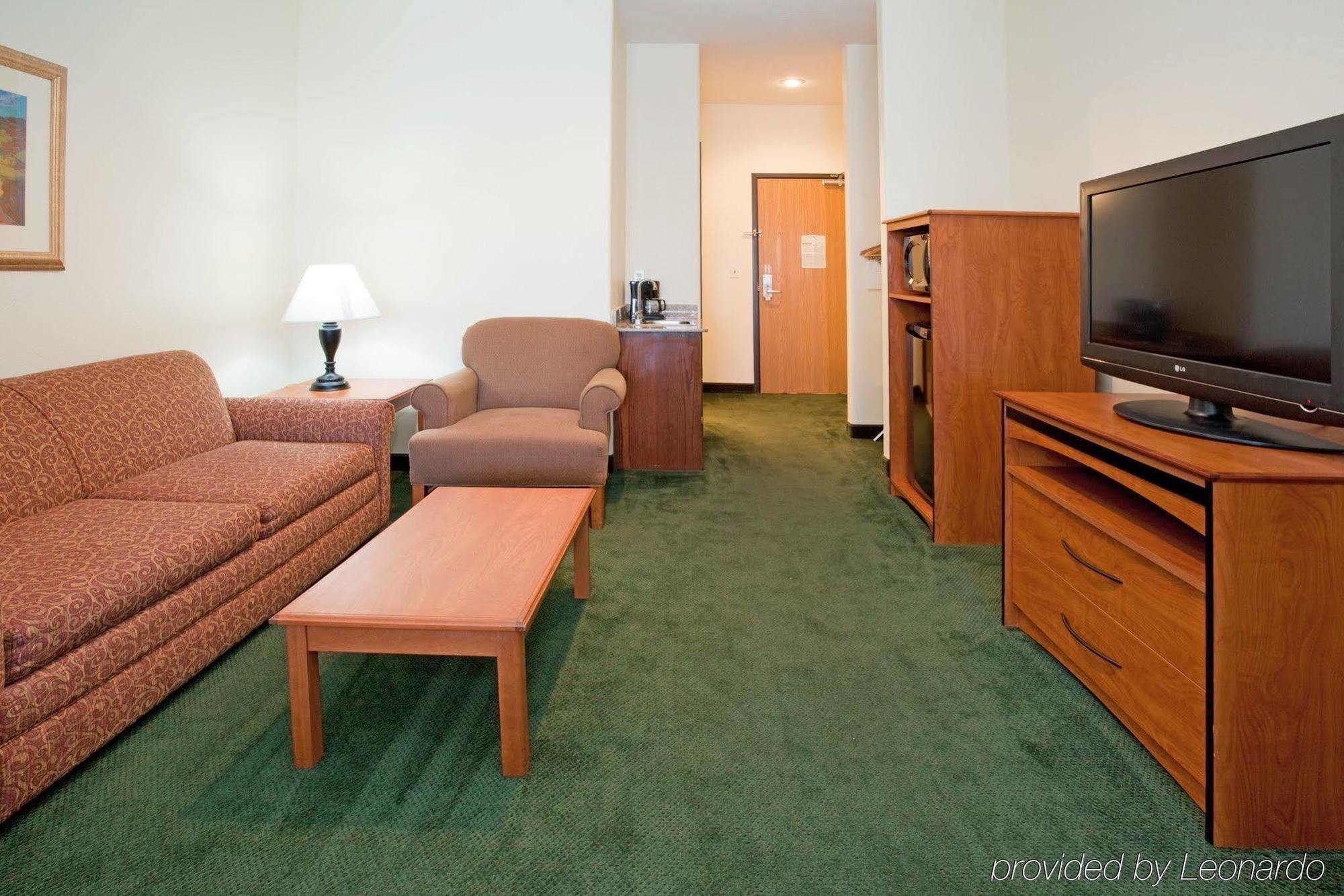 Holiday Inn Express & Suites Alamosa By Ihg Exterior foto